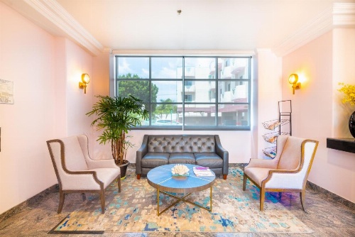 Days Inn by Wyndham Santa Monica image 49