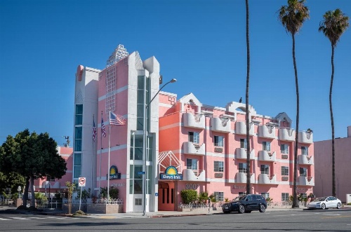 Days Inn by Wyndham Santa Monica image 8